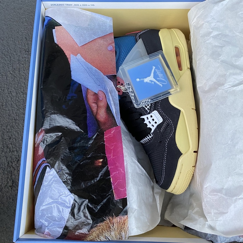 New Air Jordan 4 x Union LA Sneakers - Picture 3 of 7
